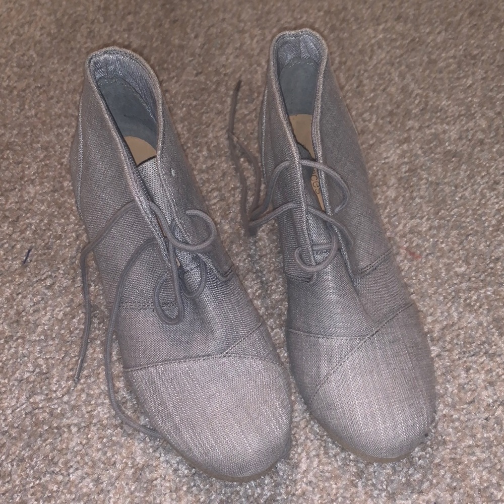 Booties. Good condition but are worn. Gray.